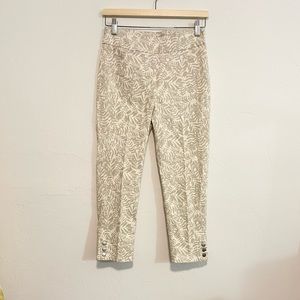 NWT! SOFT SURROUNDINGS Cream Crop Pants, Leaf Pattern!